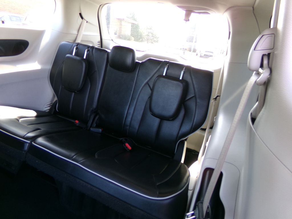 2022 Chrysler Pacifica Image 51