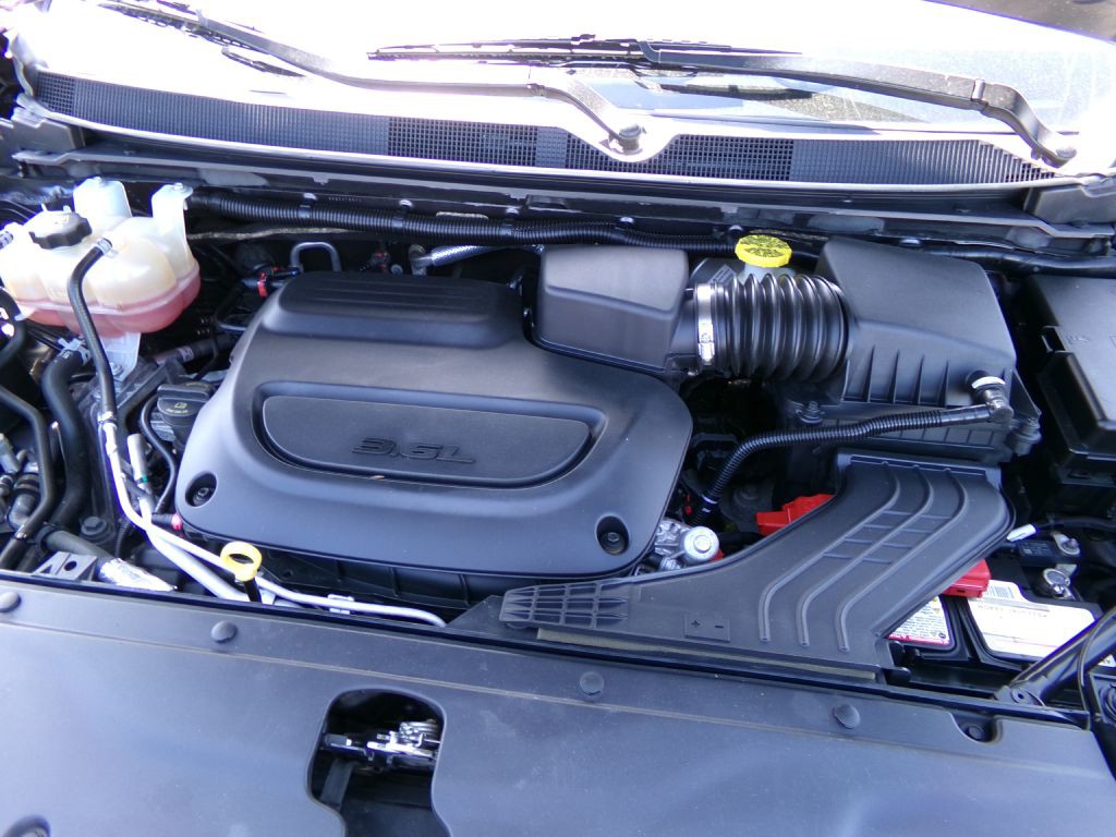 2022 Chrysler Pacifica Image 76