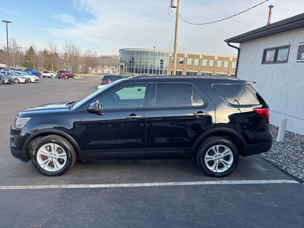 2016 Ford Explorer Image 6