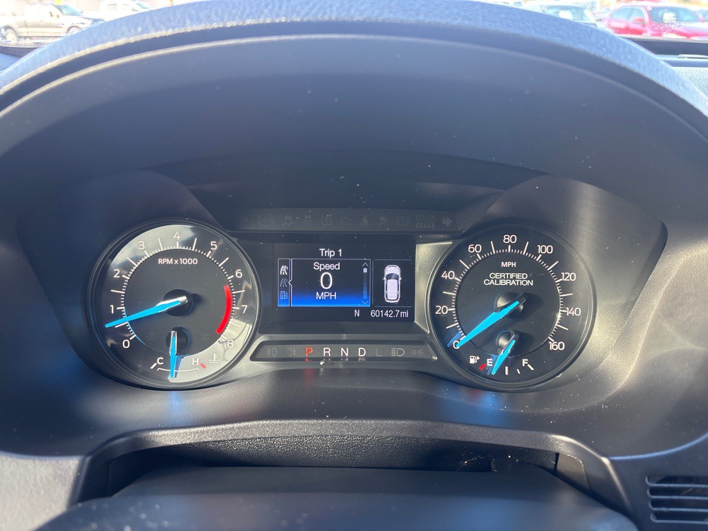 2016 Ford Explorer Image 16