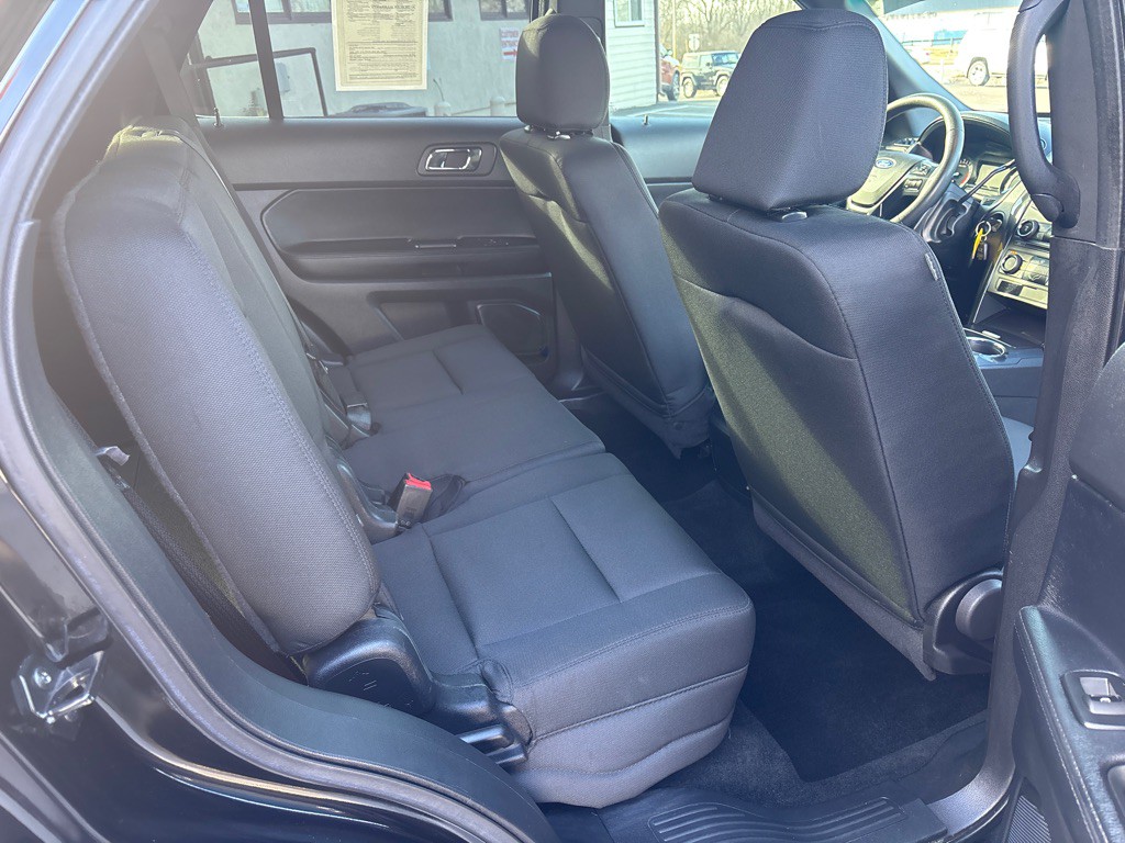 2016 Ford Explorer Image 25