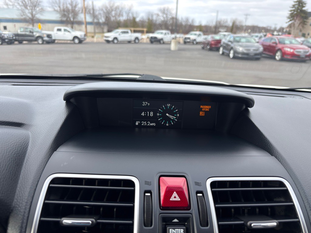 2018 Subaru Forester Image 16