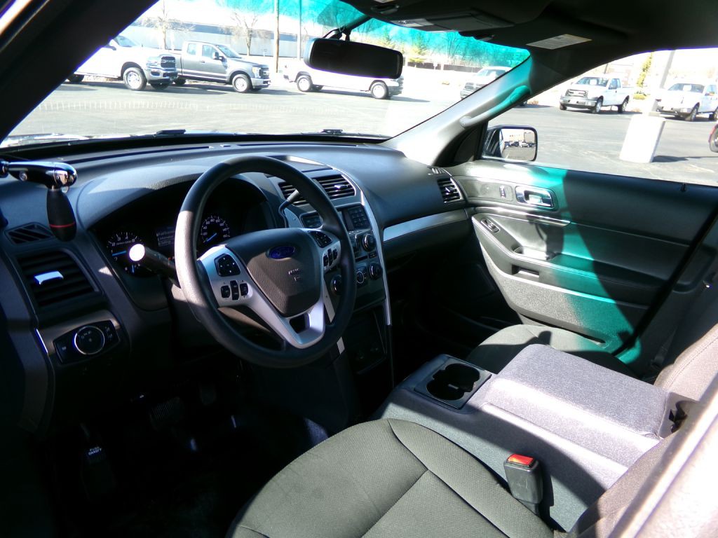 2015 Ford Explorer Image 11