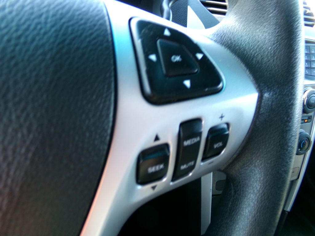 2015 Ford Explorer Image 16