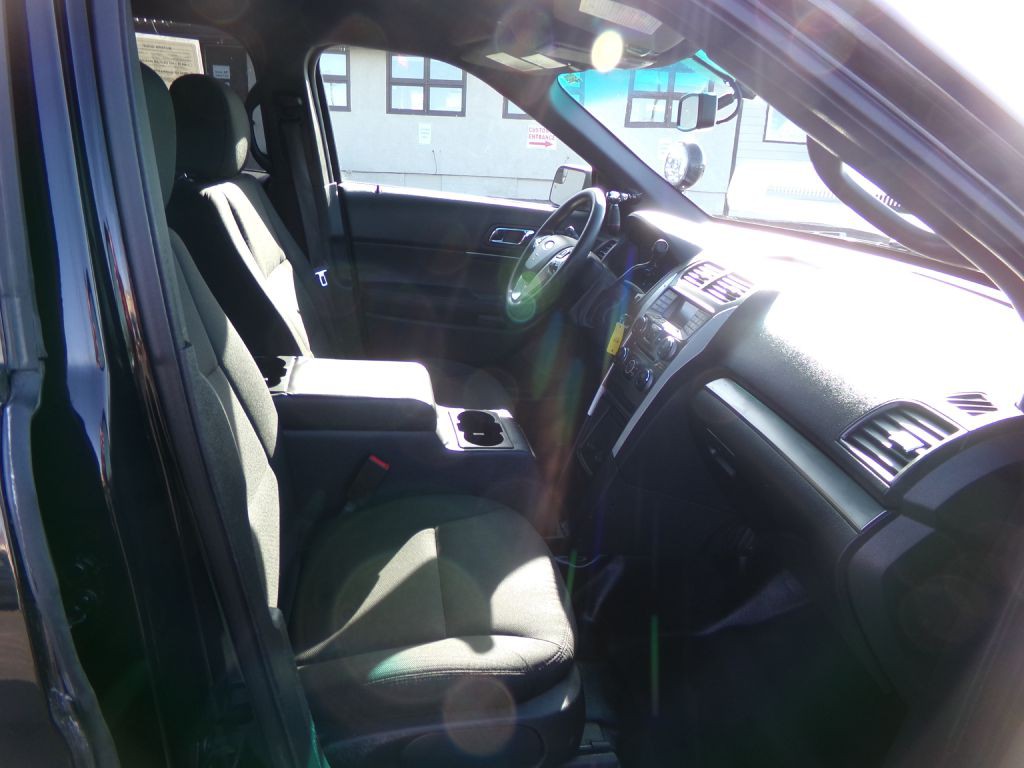 2015 Ford Explorer Image 28