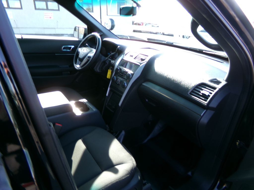 2015 Ford Explorer Image 29