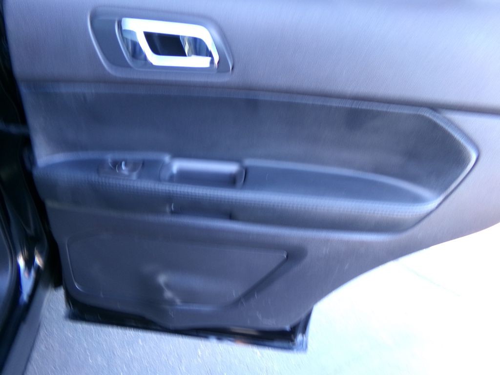 2015 Ford Explorer Image 30