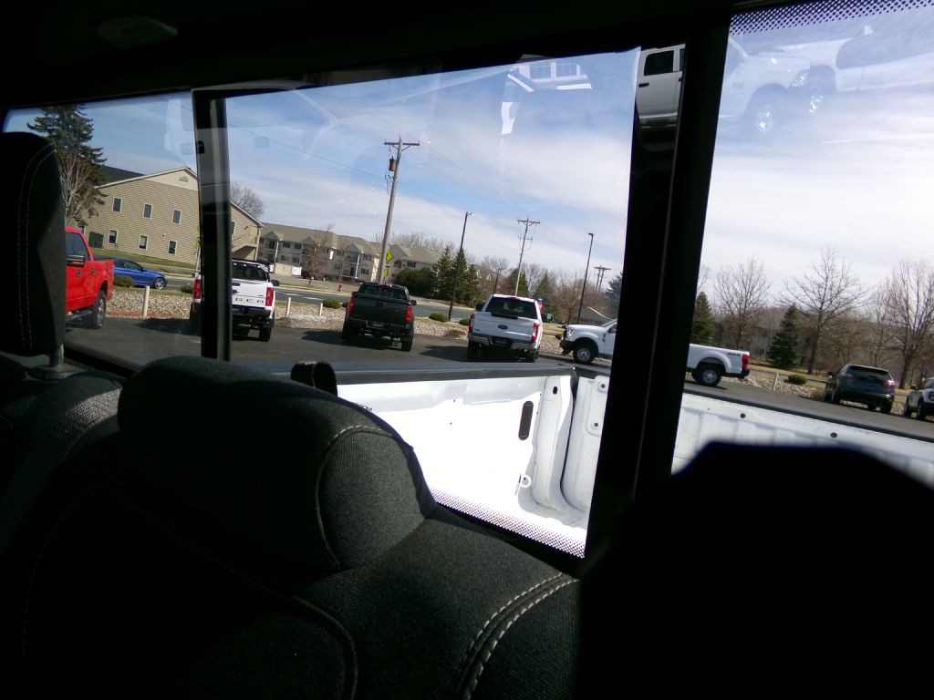 2023 RAM 1500 Image 35