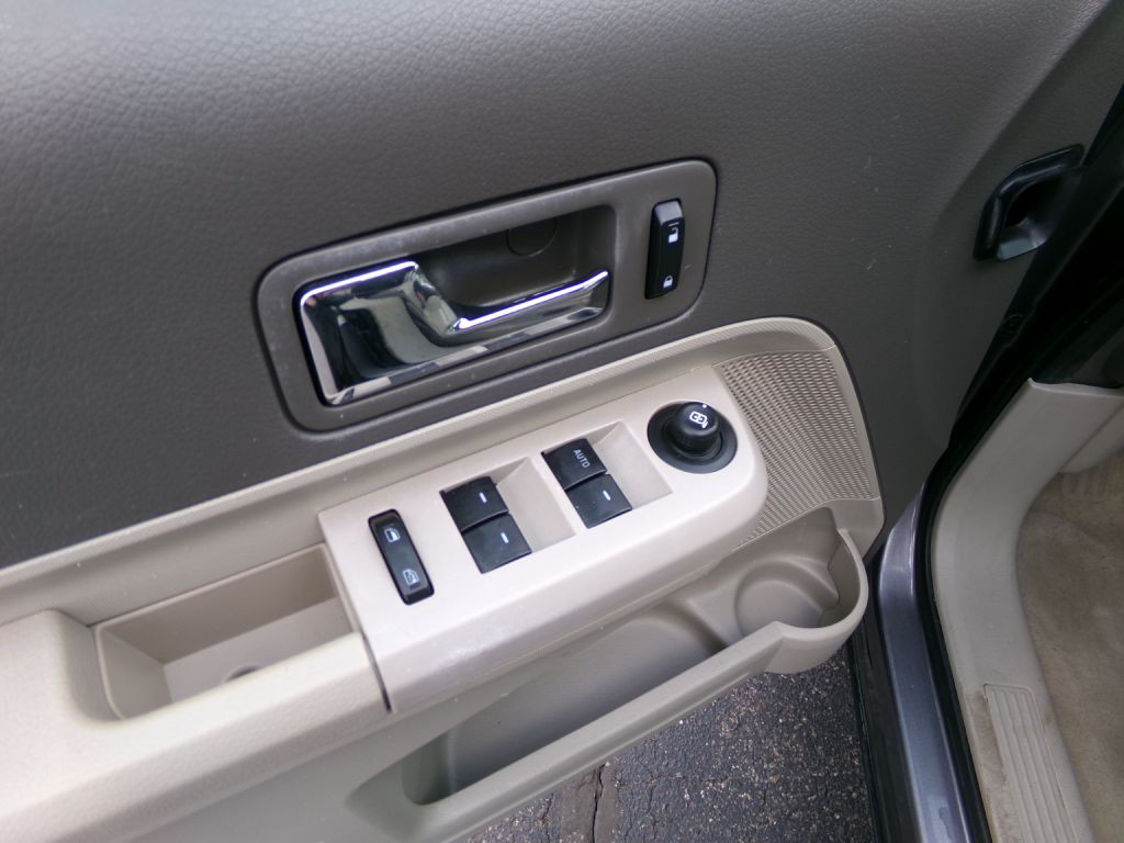 2010 Ford Edge Image 10