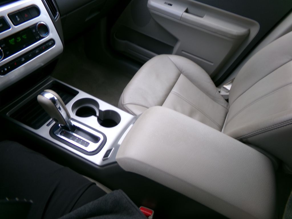 2010 Ford Edge Image 24