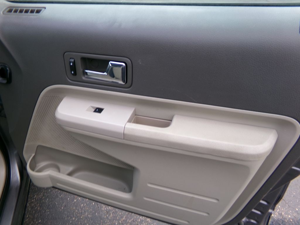 2010 Ford Edge Image 32