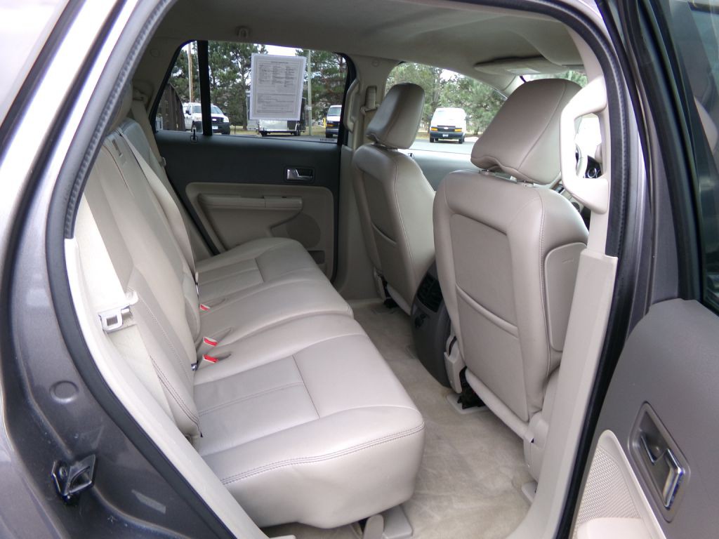 2010 Ford Edge Image 38