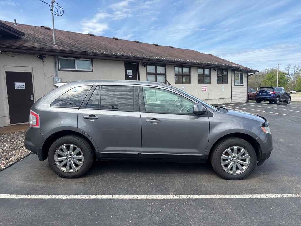 2010 Ford Edge Image 2