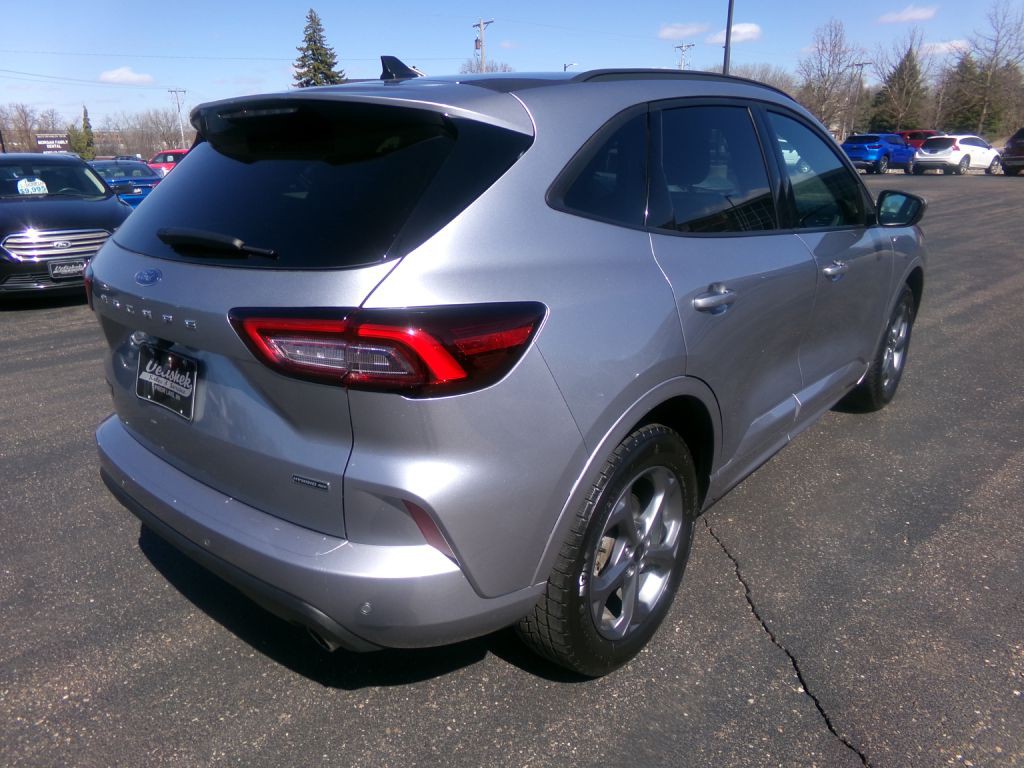 2024 Ford Escape Image 3