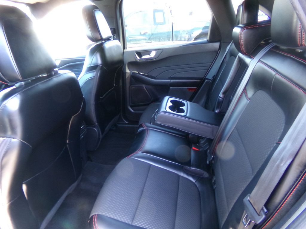 2024 Ford Escape Image 31