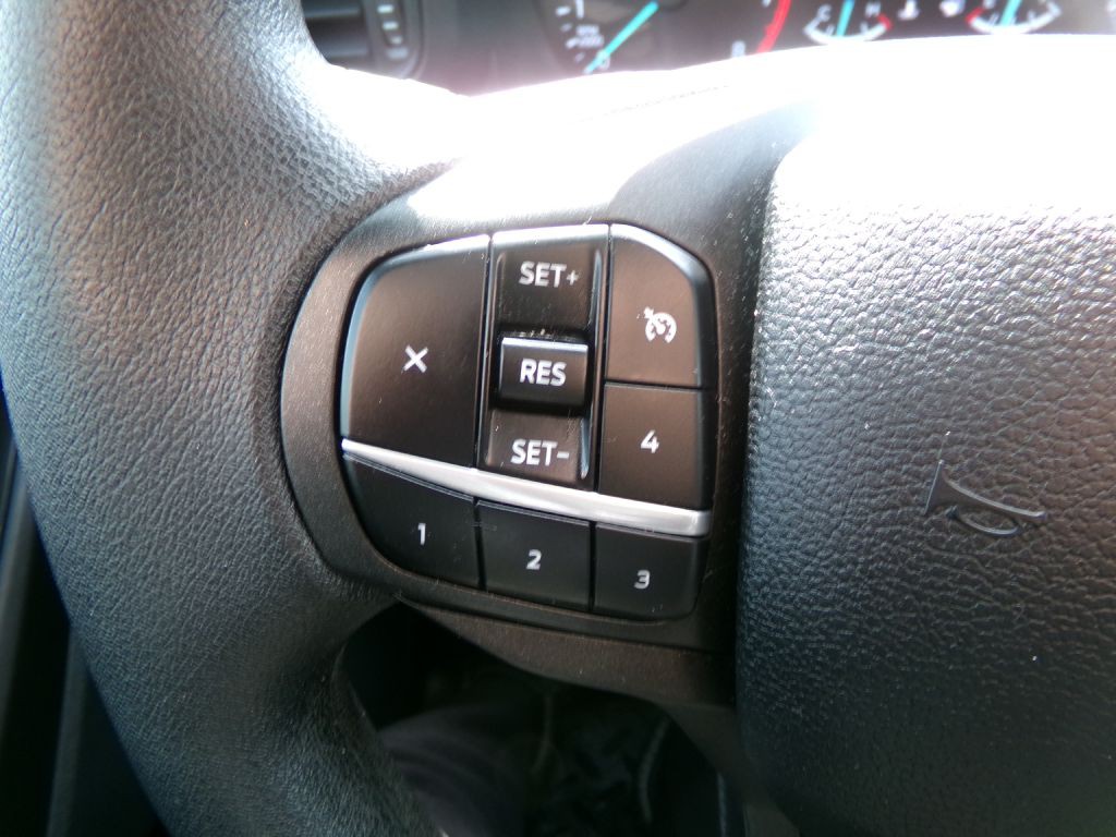 2021 Ford Explorer Image 16