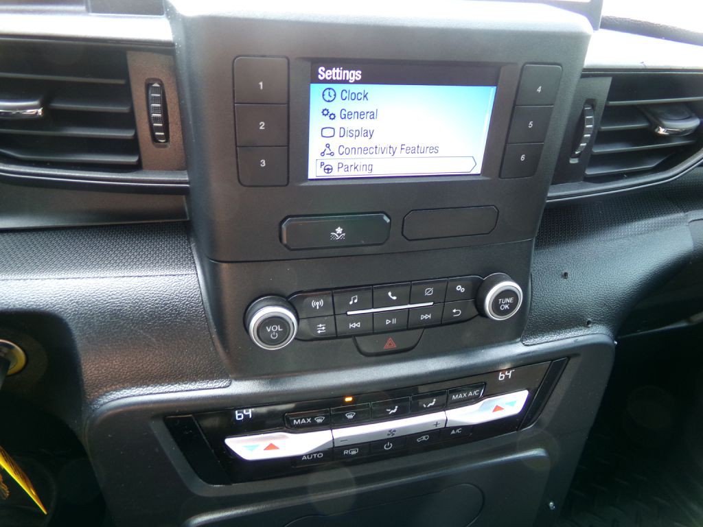 2021 Ford Explorer Image 21