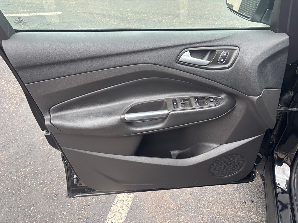 2018 Ford Escape Image 9