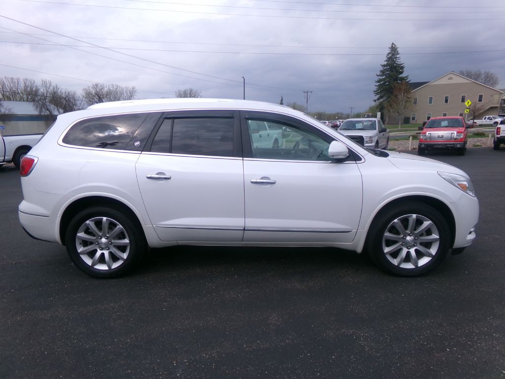 2016 Buick Enclave Image 2