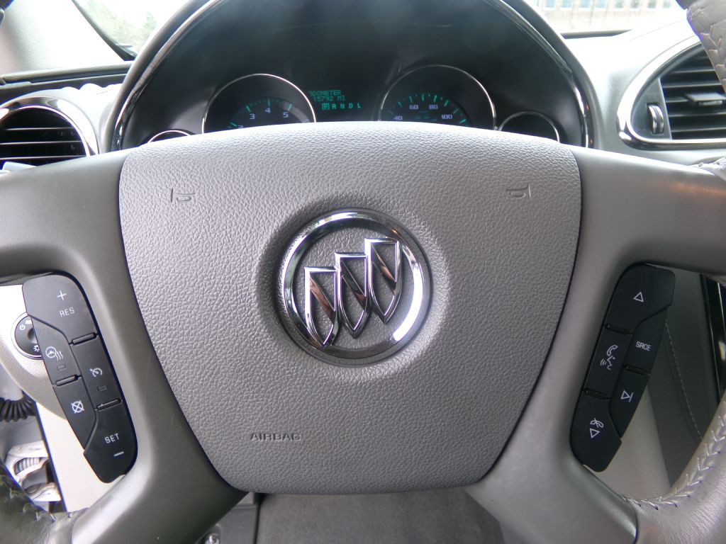 2016 Buick Enclave Image 17