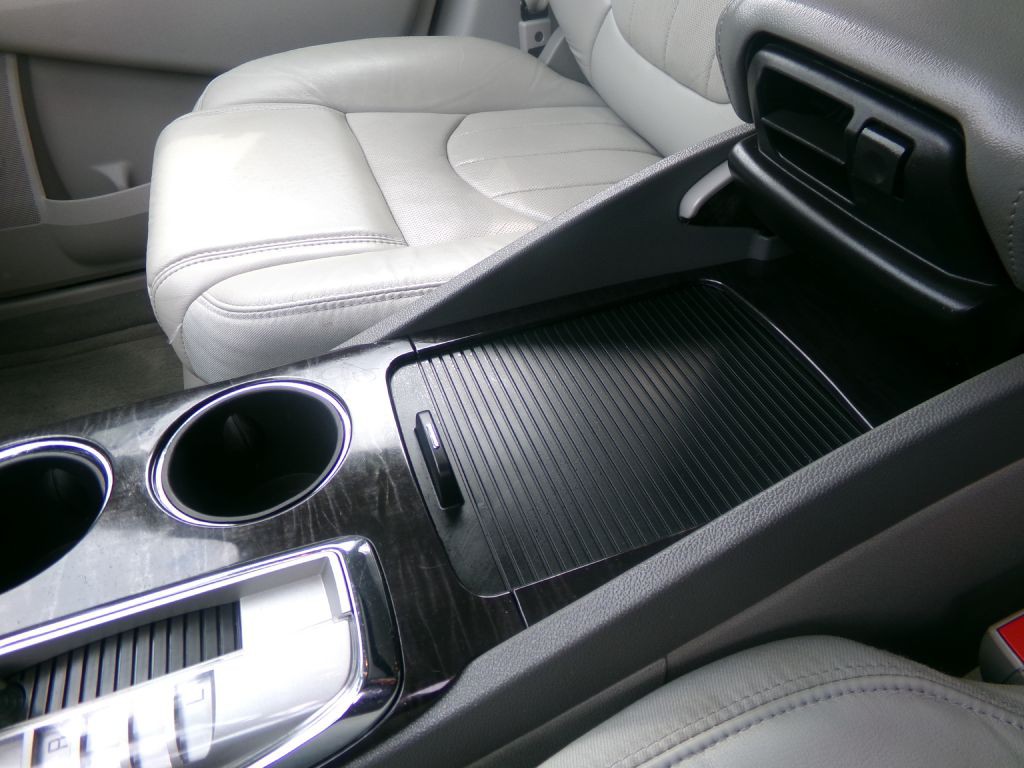 2016 Buick Enclave Image 30
