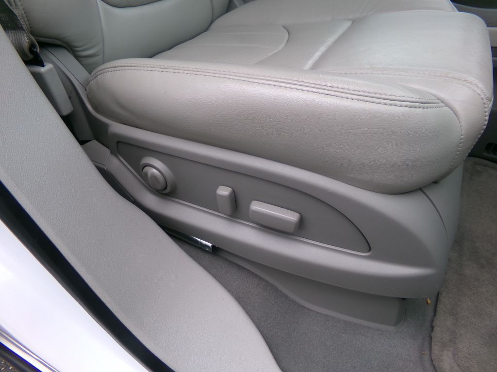 2016 Buick Enclave Image 37