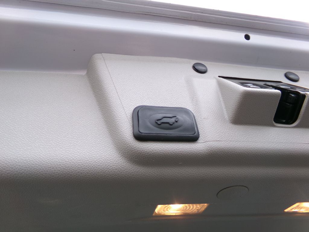 2016 Buick Enclave Image 44