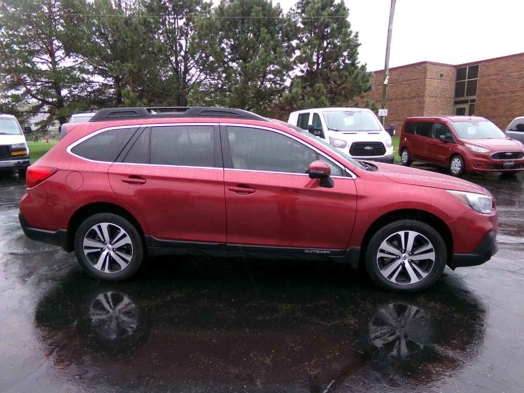 2019 Subaru Outback Image 2