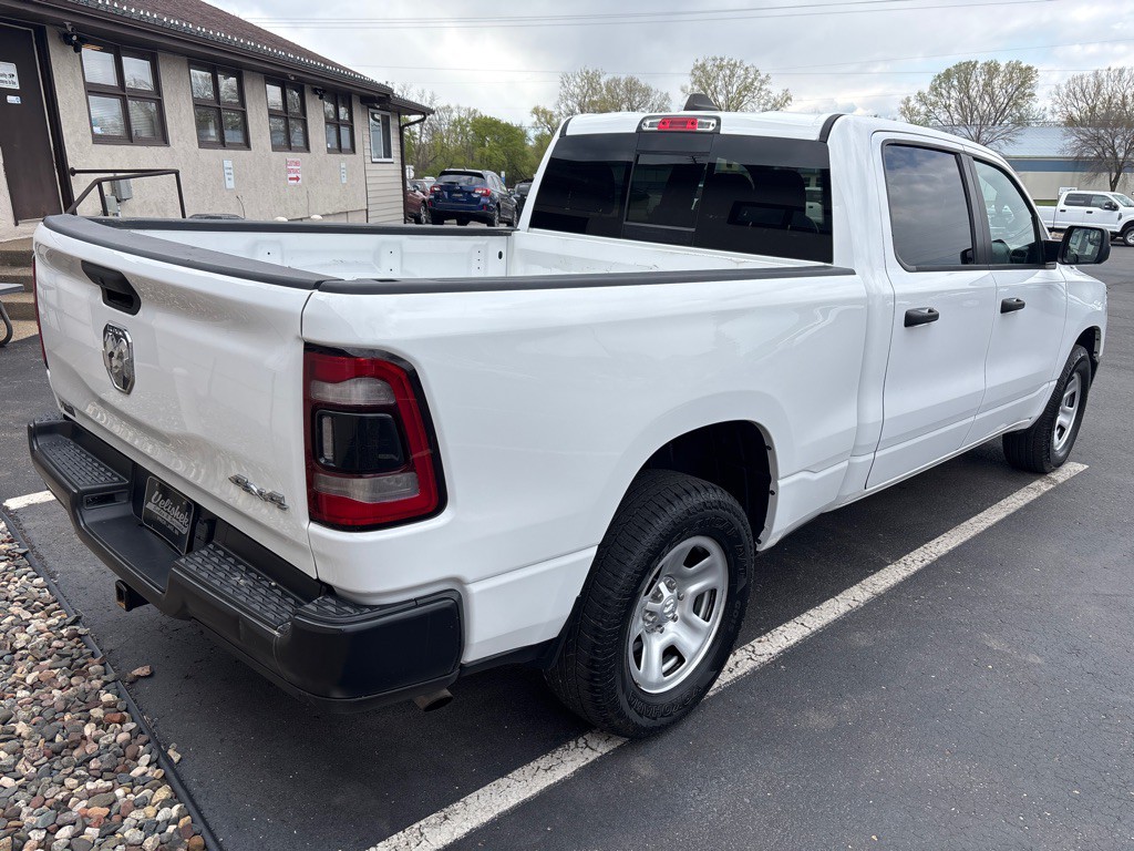 2023 RAM 1500 Image 3