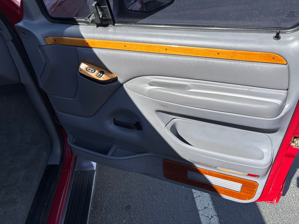 1995 Ford F-150 Image 22