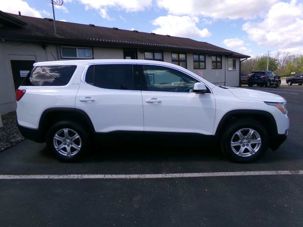 2019 GMC Acadia Image 2