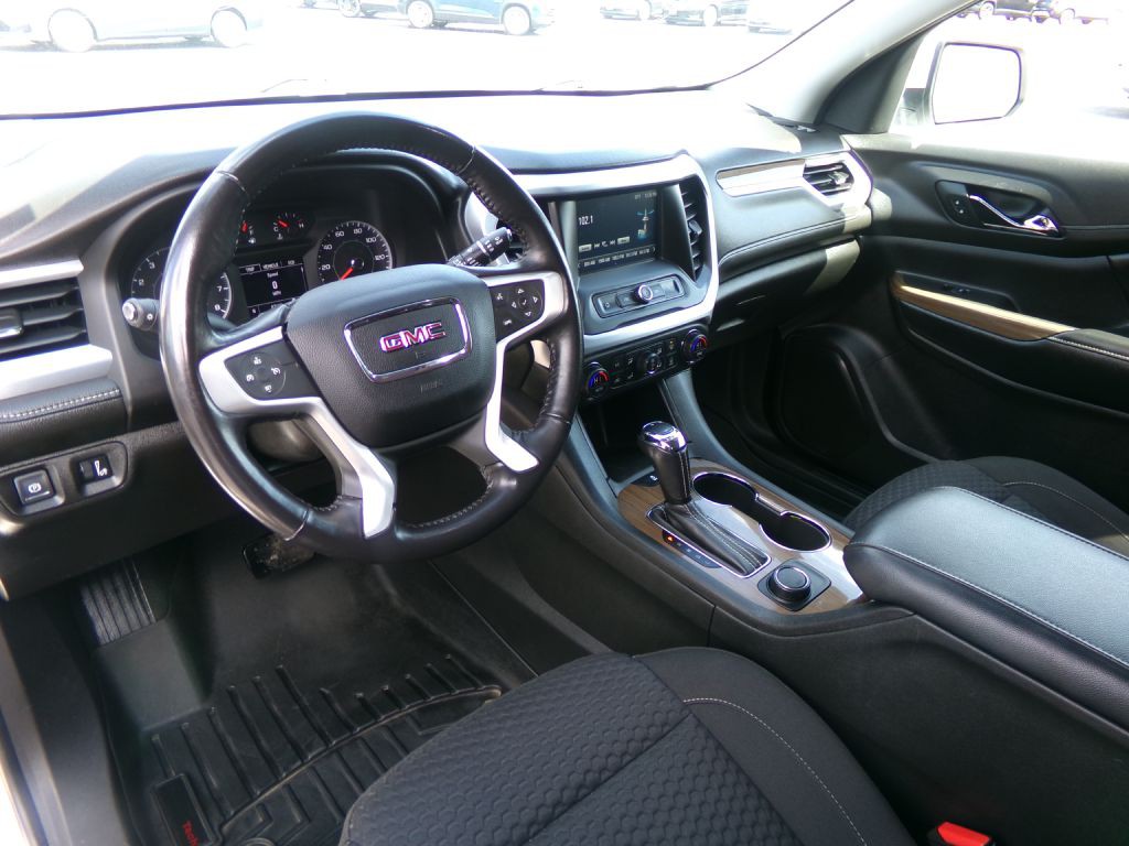 2019 GMC Acadia Image 12