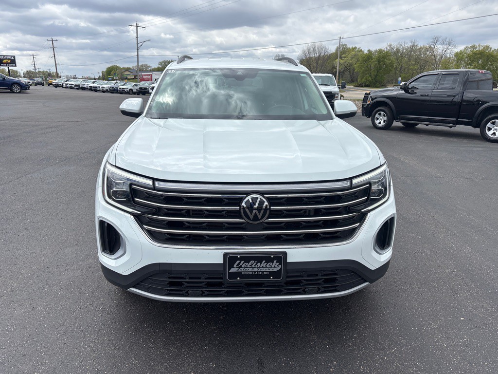 2024 Volkswagen Atlas Image 8