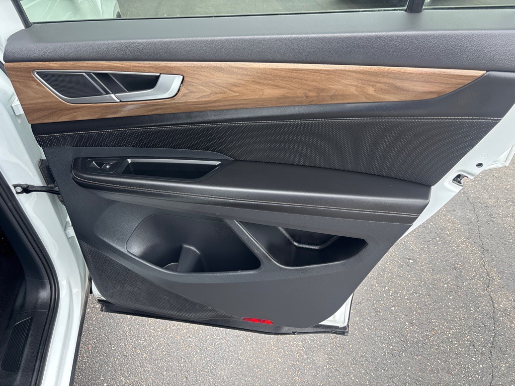 2024 Volkswagen Atlas Image 37