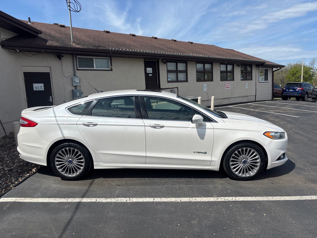 2013 Ford Fusion Image 2
