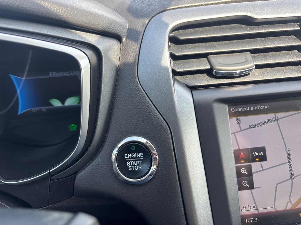 2013 Ford Fusion Image 18