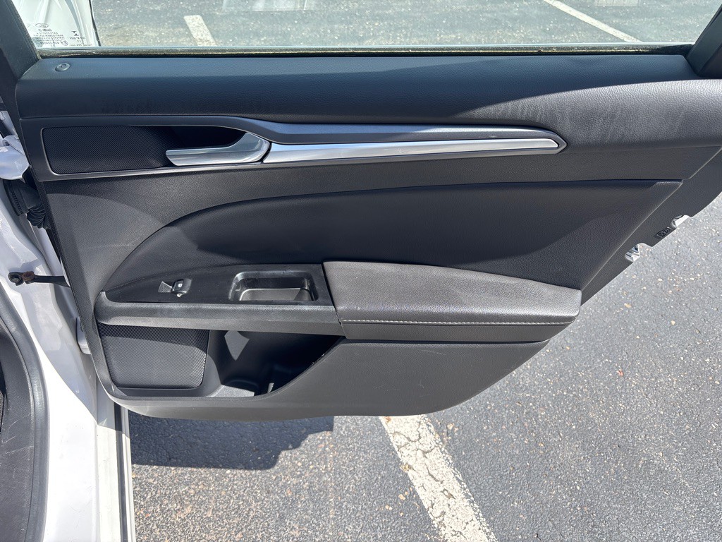 2013 Ford Fusion Image 32
