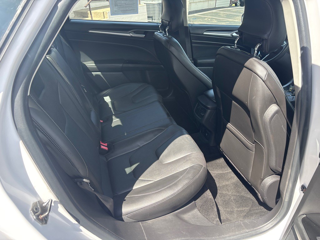 2013 Ford Fusion Image 33