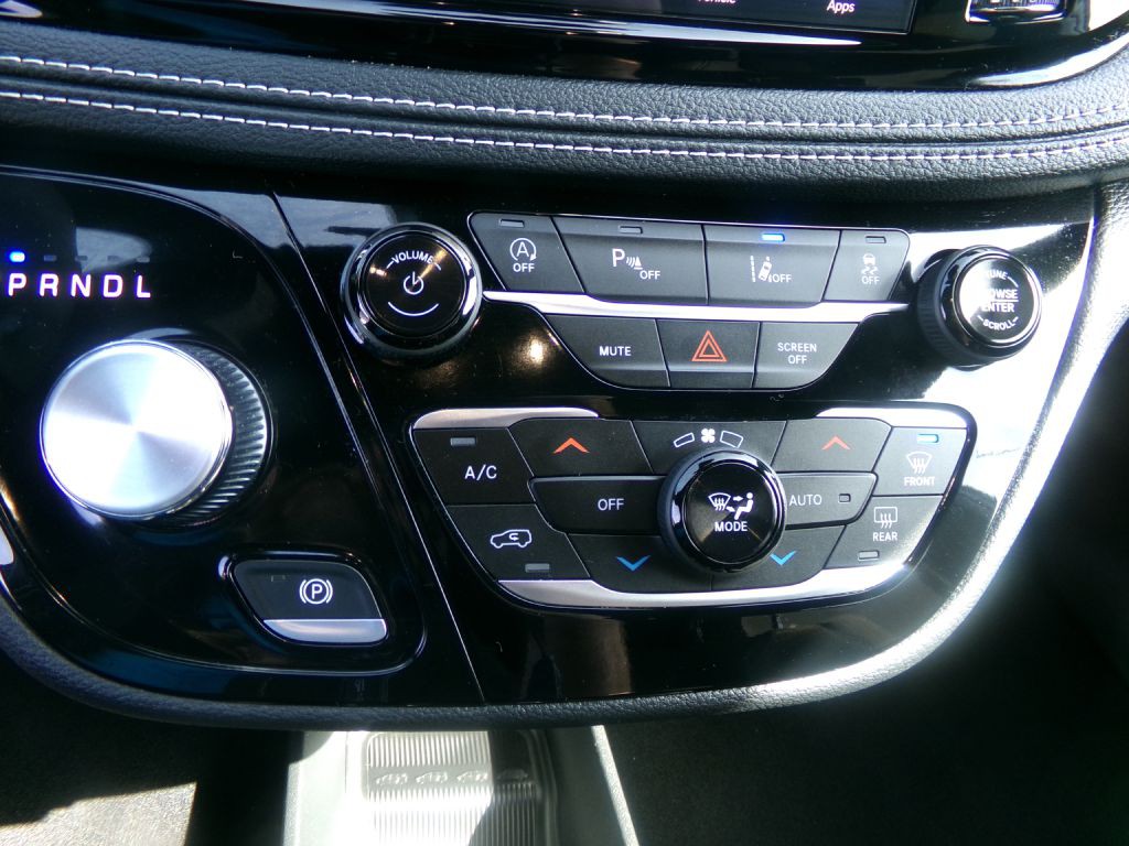 2023 Chrysler Pacifica Image 27