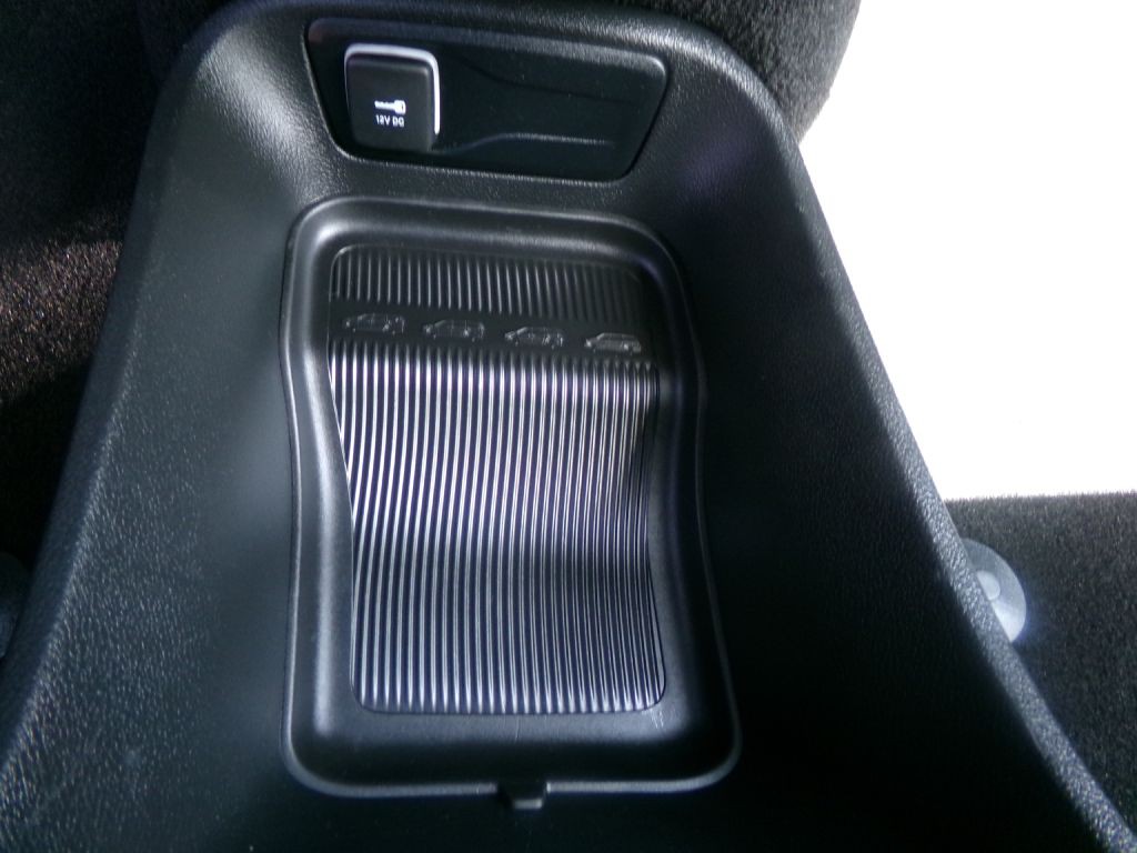 2023 Chrysler Pacifica Image 31
