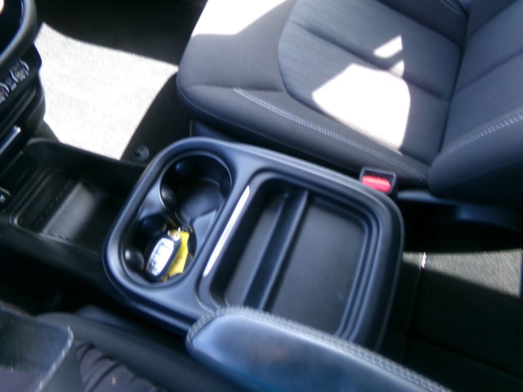 2023 Chrysler Pacifica Image 34