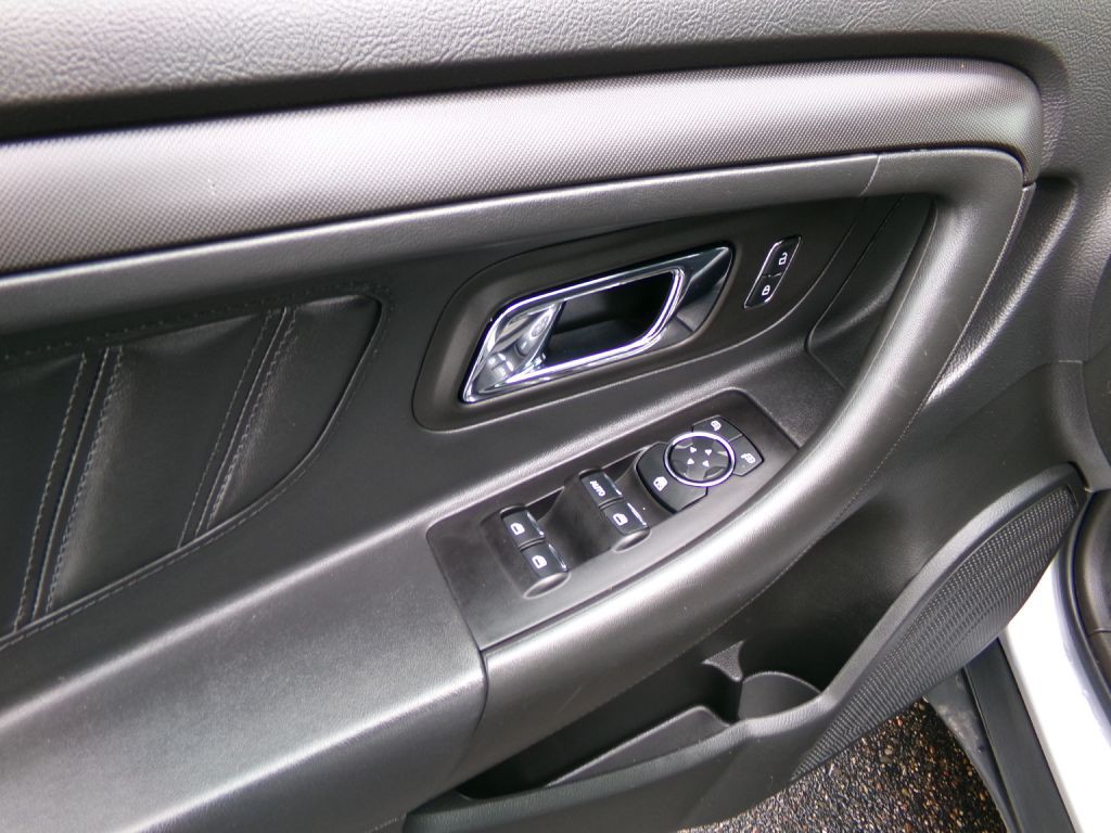 2019 Ford Taurus Image 13