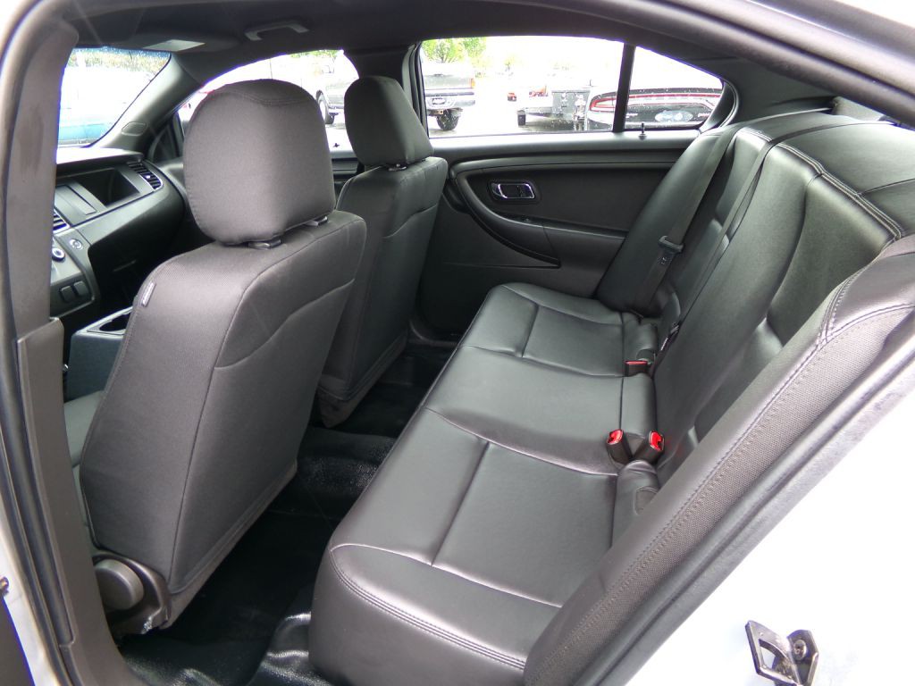 2019 Ford Taurus Image 25