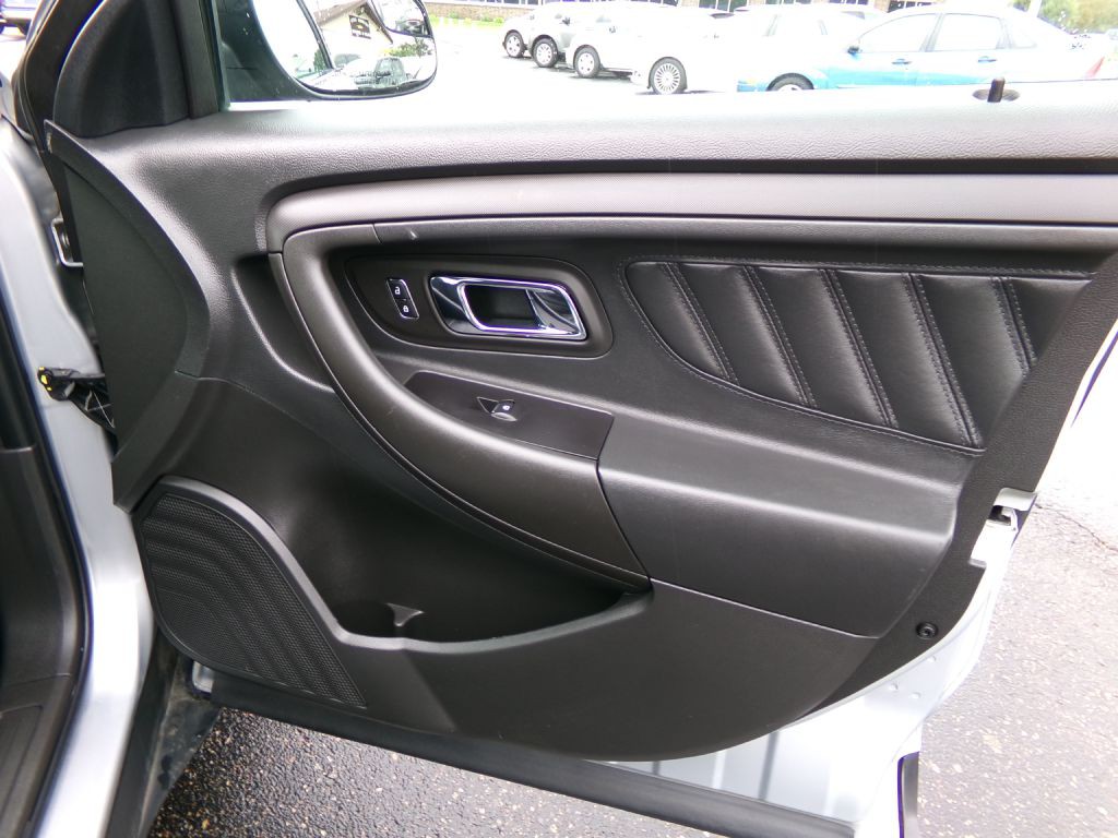 2019 Ford Taurus Image 29