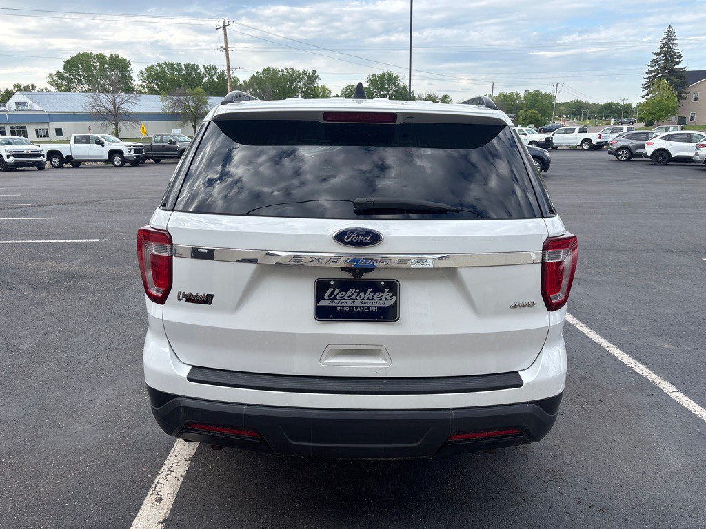 2019 Ford Explorer Image 4