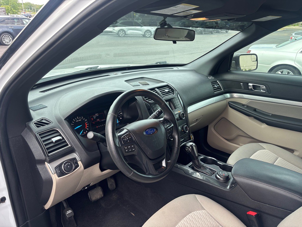 2019 Ford Explorer Image 12