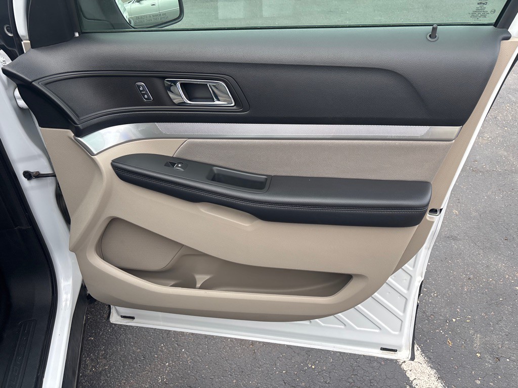 2019 Ford Explorer Image 31