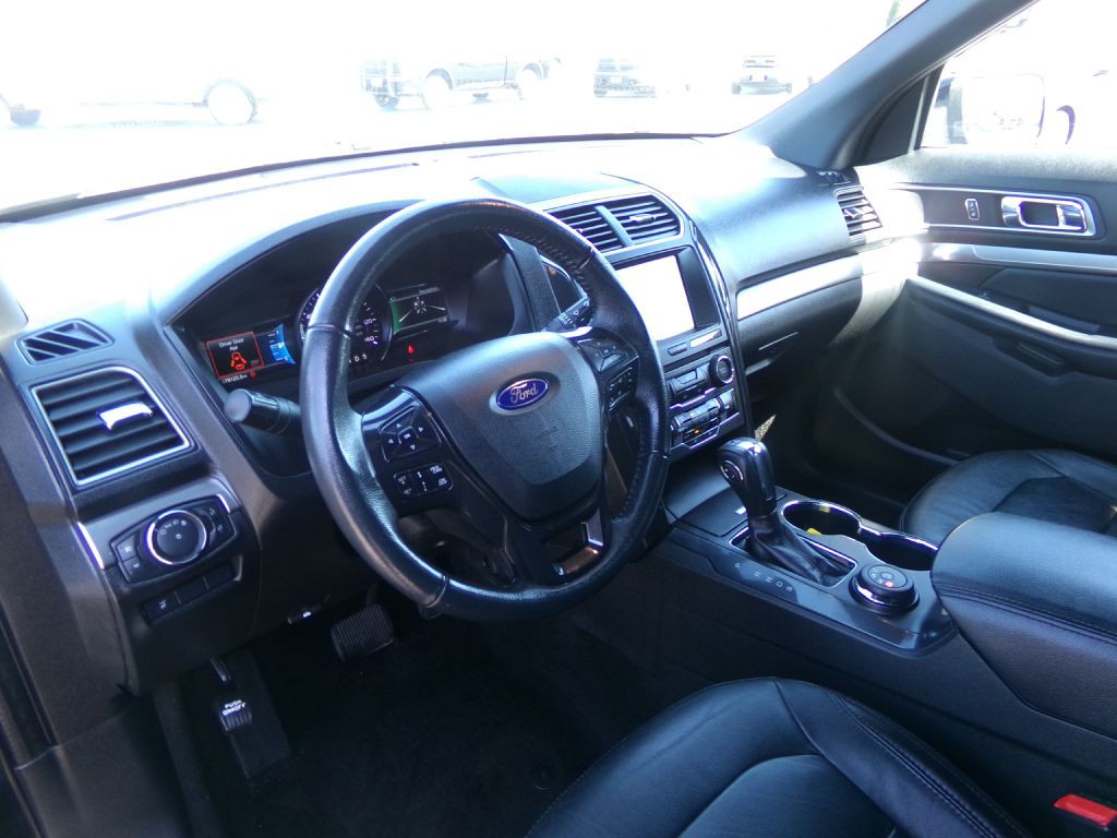 2018 Ford Explorer Image 15