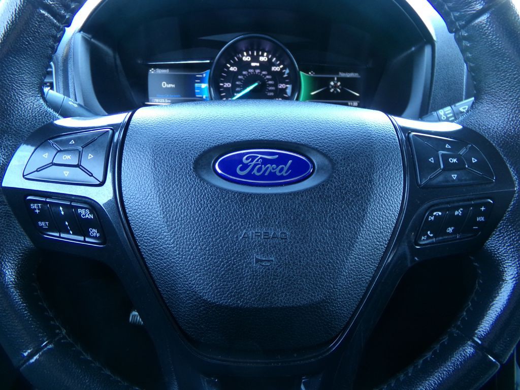 2018 Ford Explorer Image 16