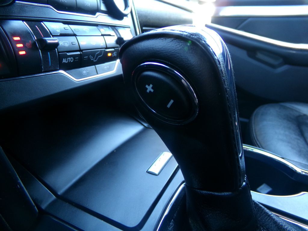 2018 Ford Explorer Image 34